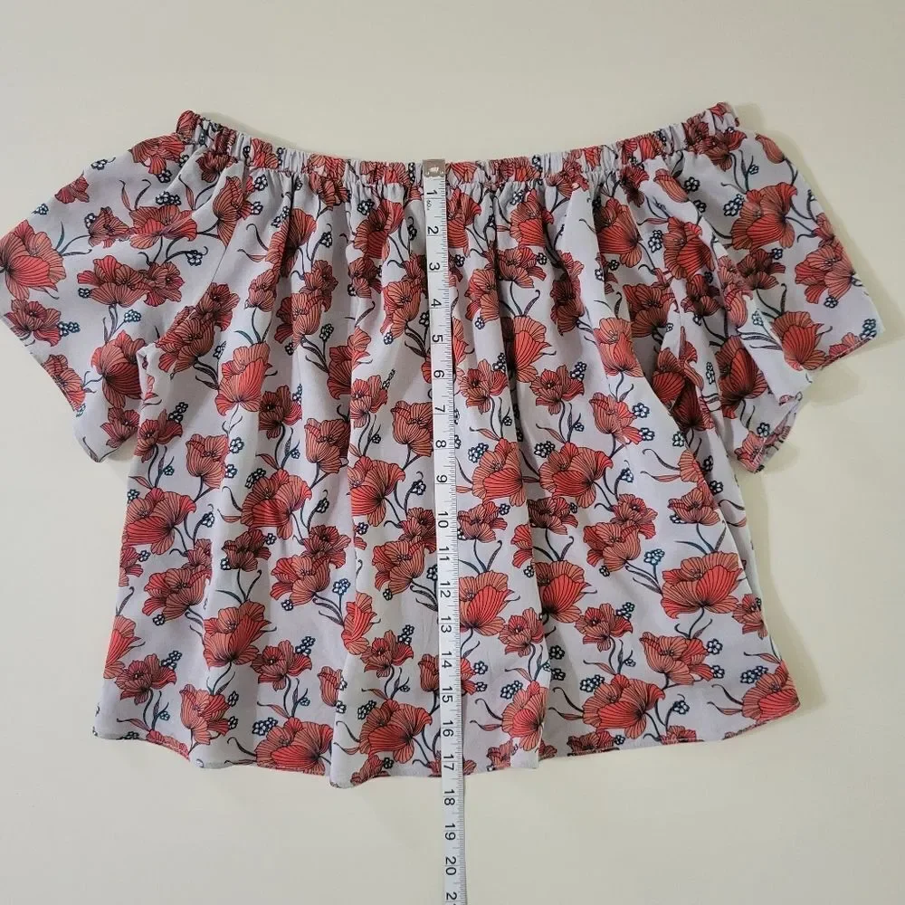 ASTR The Label Red Poppy Print Off Shoulder Crop Top Blouse - Picture 10 of 16
